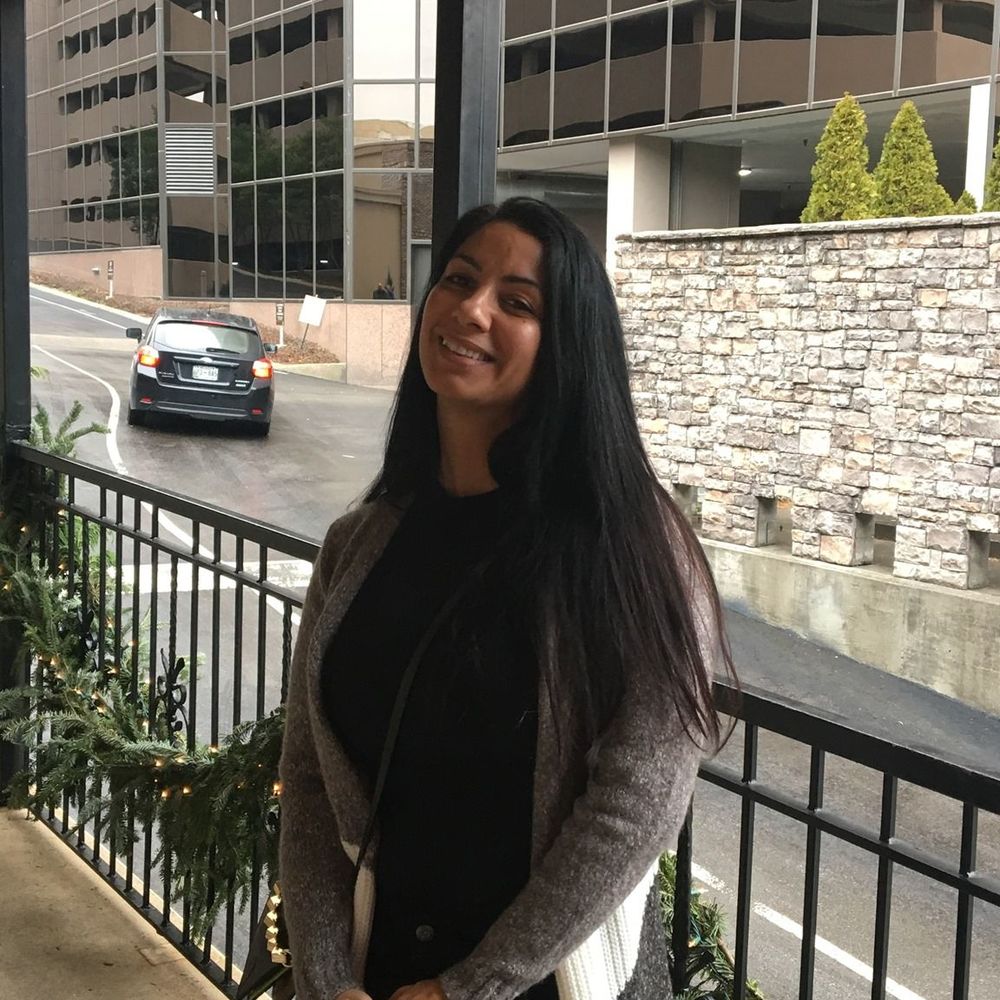 Meet your Posher, Roberta